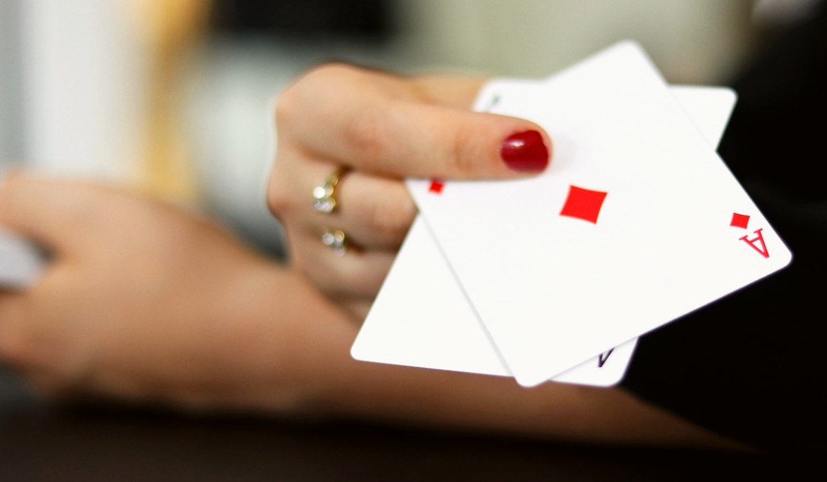 QQPOKER客服联系方式 - QQPOKER客服联系方式汇总:7×24小时在线支持与快速响应指南