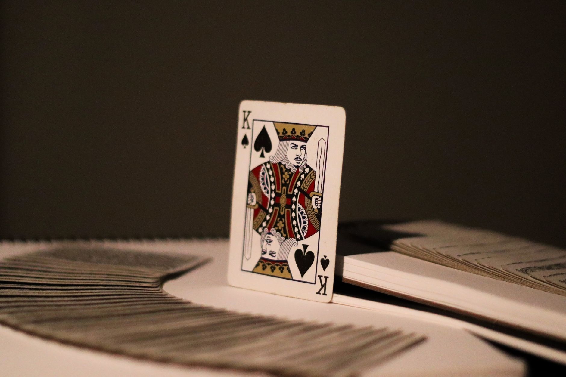 QQPOKER位置技巧：德州扑克新手如何利用位置优势赢更多（要点图解）