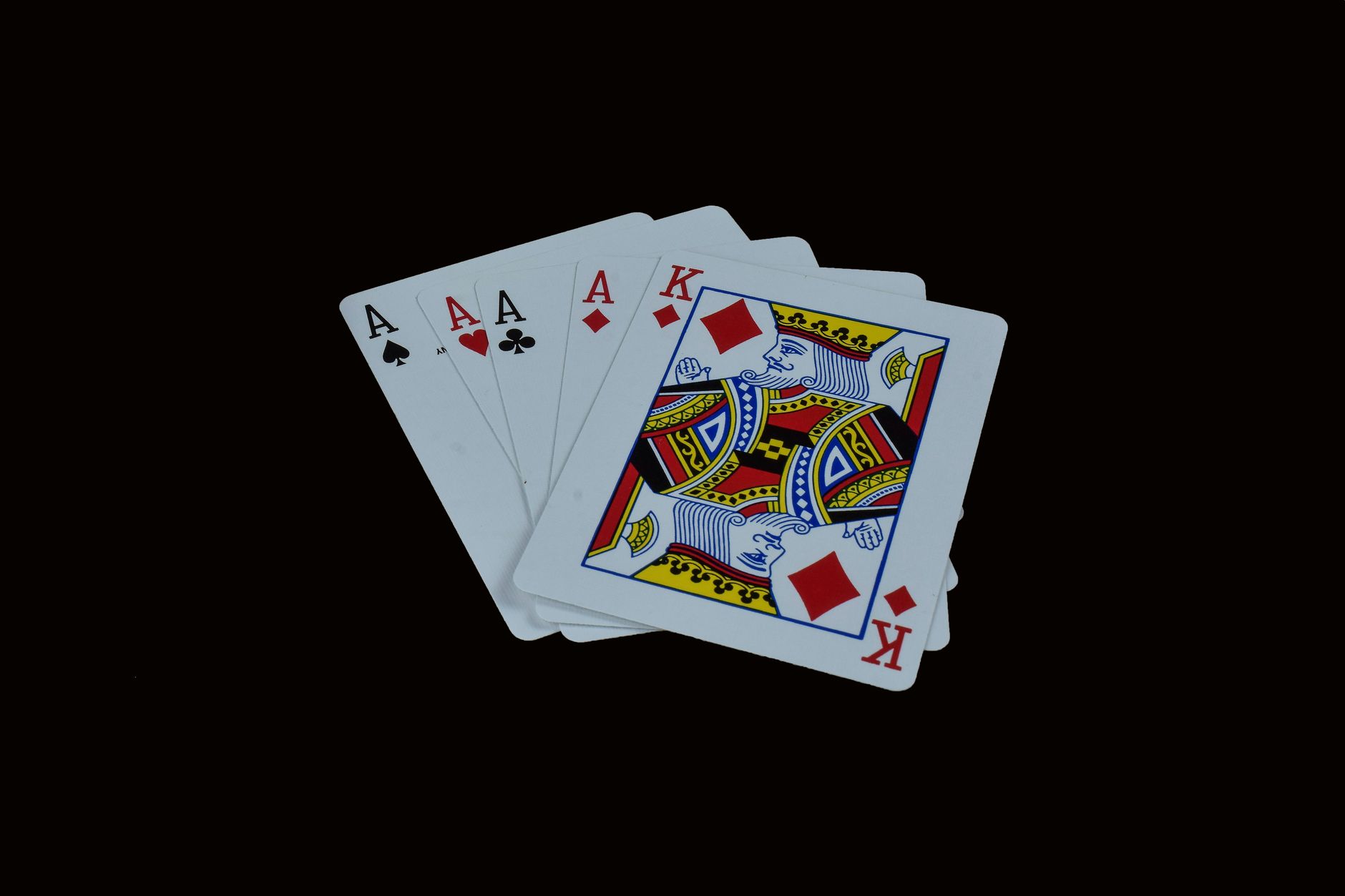 QQPOKER短码提升五步法：小筹码提升的实用策略